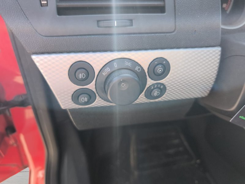 Opel Astra 1.7 CDTi Sport 2011, foto 11
