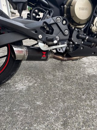 Yamaha XJ6 A2 (Muchísimos extras)
