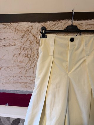Pantaloni culotte gialli