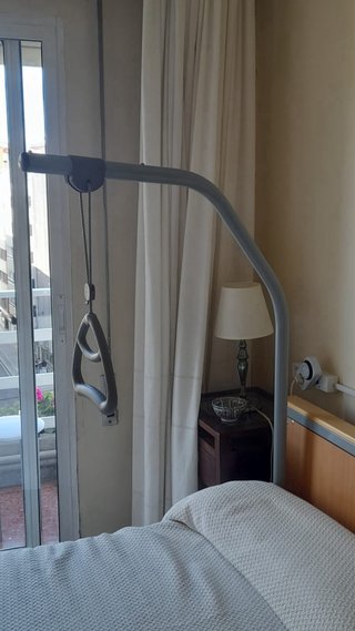 Cama Ortopédica Eléctrica Articulada