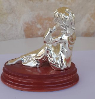 2 Figuras  Escultura - Plata de Ley.