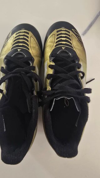Zapatillas Fútbol Adidas Messi F50 Doradas