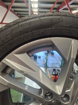 Llantas Audi Originales 20'' con neumáticos nuevos