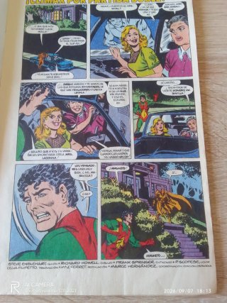 2 comics la visión y la bruja escarlata antiguos