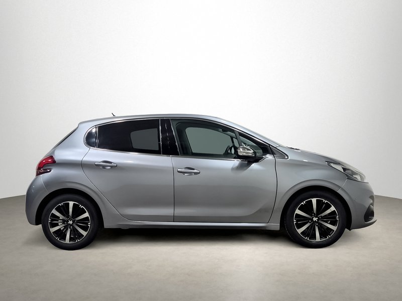 Peugeot 208 2019, foto 3