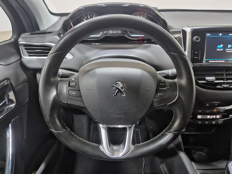 Peugeot 208 2019, foto 20