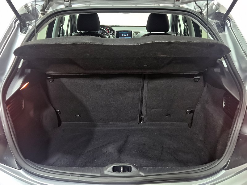 Peugeot 208 2019, foto 21
