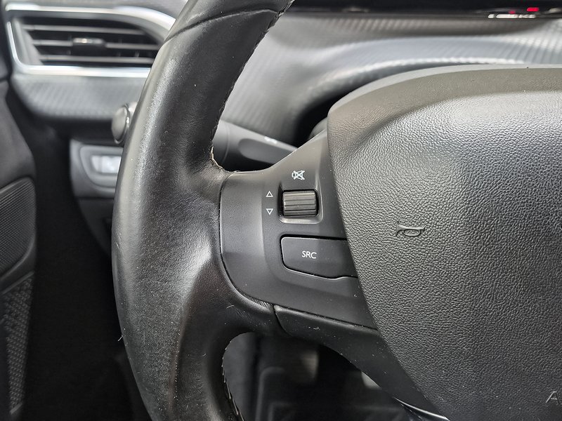 Peugeot 208 2019, foto 26