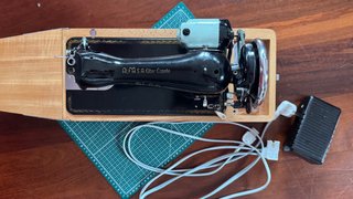 Máquina de coser Alfa con maletín