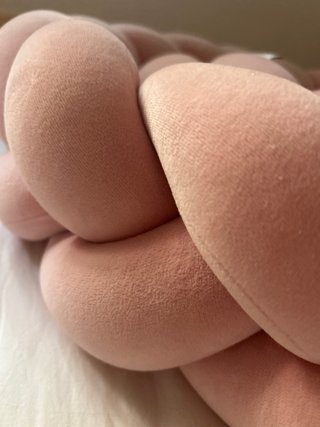 Chichonera trenzada rosa