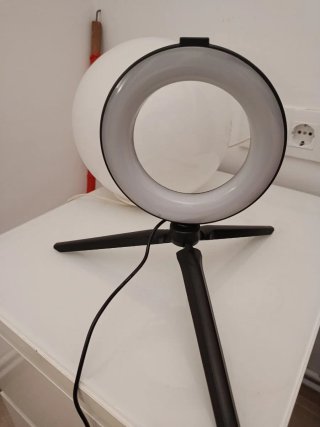 Aro de luz LED con trípode
