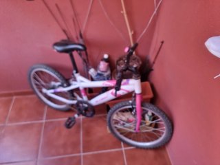 Bicicleta niña blanca y rosa