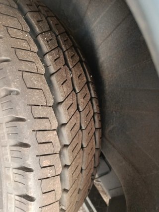 Rueda Continental 215/70 R15 para furgoneta