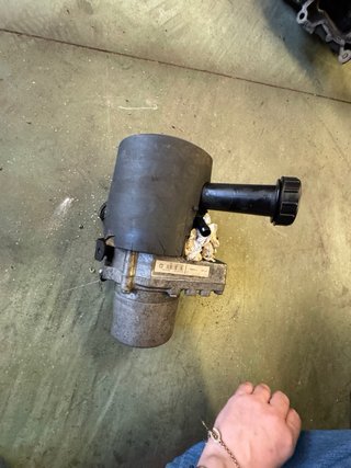 Bomba Dirección Asistida Peugeot 407