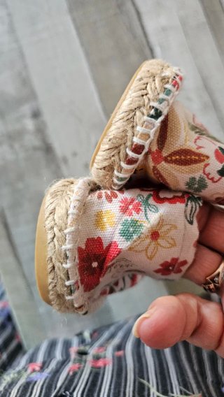 Alpargatas florales talla 40