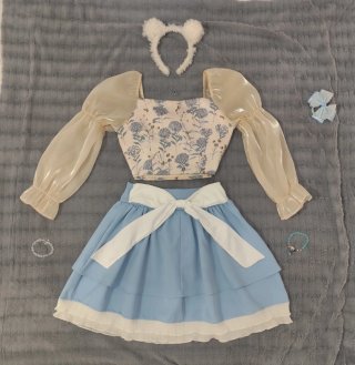Conjunto Coquette Falda y Blusa