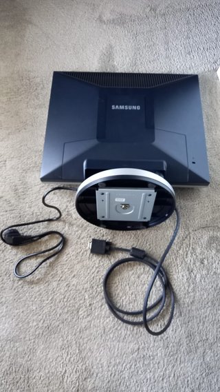 Samsung Syncmaster 902N Monitor