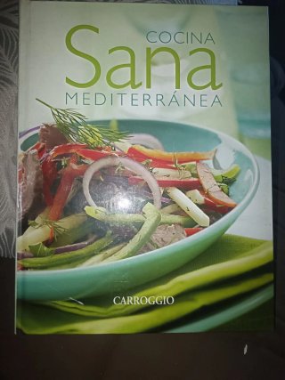 Lote 3 libros de cocina de hace años...