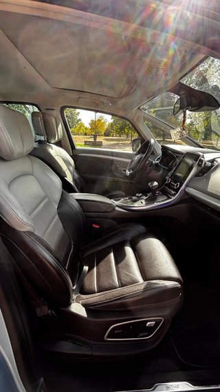 Renault Espace 2017 initiale paris