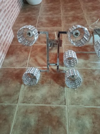 Lámpara de techo de cristal y metal