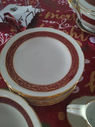 Vajilla Santa Clara Porcelana Roja y Blanca
