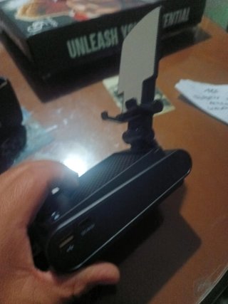 Soporte F25 con altavoz inalámbrico