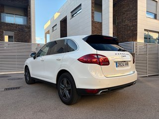 Porsche Cayenne 2011