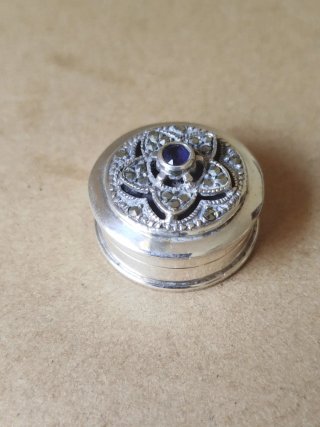Pastillero plata 925 con pedrería