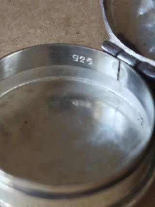 Pastillero plata 925 con pedrería