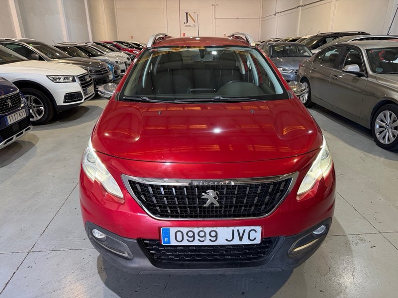 Peugeot 2008 2017, foto 2