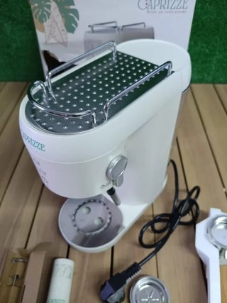 Cafetera Express Caprizze Hikari 1400W 20 Bar