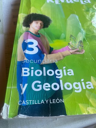 Biología y Geología. 3 Secundaria. Revuela. Cas...