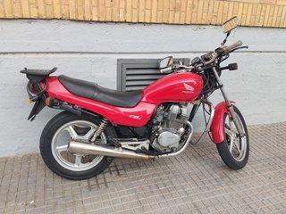Honda CB250 Roja