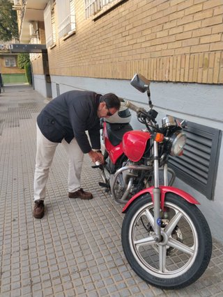 Honda CB250 Roja