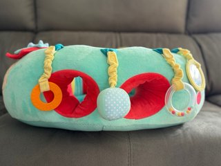 Asiento o silla para bebé con juegos