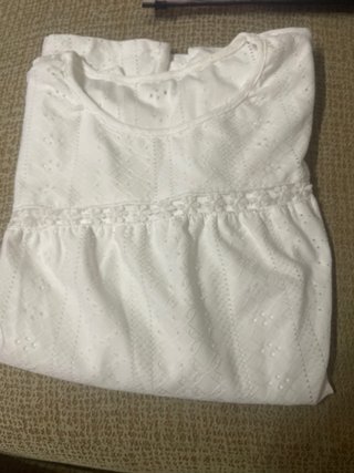 Camiseta blanca bordada talla XL