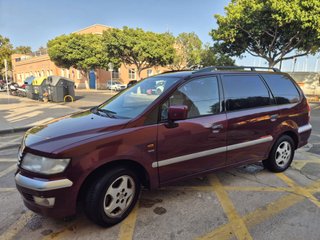 Mitsubishi Space Wagon 1999