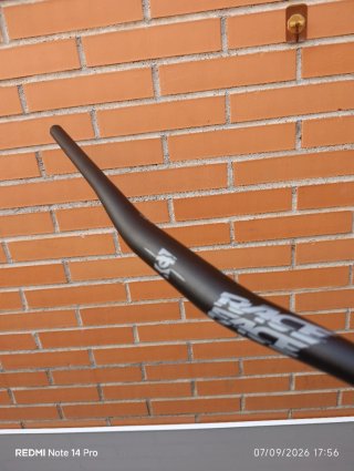 35x780mm RACEFACE Chester Rise 20mm.Manillar NUEVO
