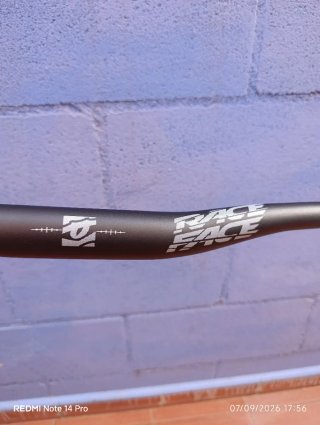 35x780mm RACEFACE Chester Rise 20mm.Manillar NUEVO