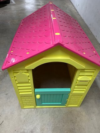 Casa de Peppa Pig y cocina de madera