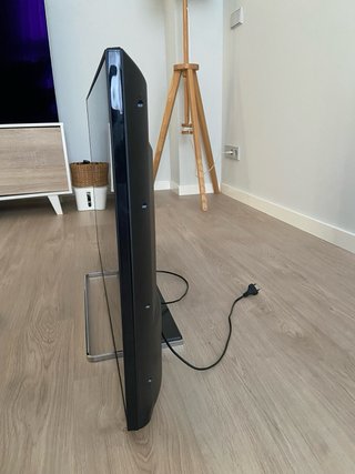 TV Toshiba 43' Negra