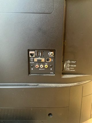 TV Toshiba 43' Negra
