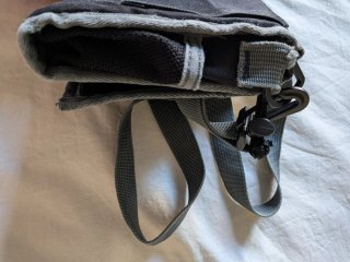 Bolso bandolera INESCA negro
