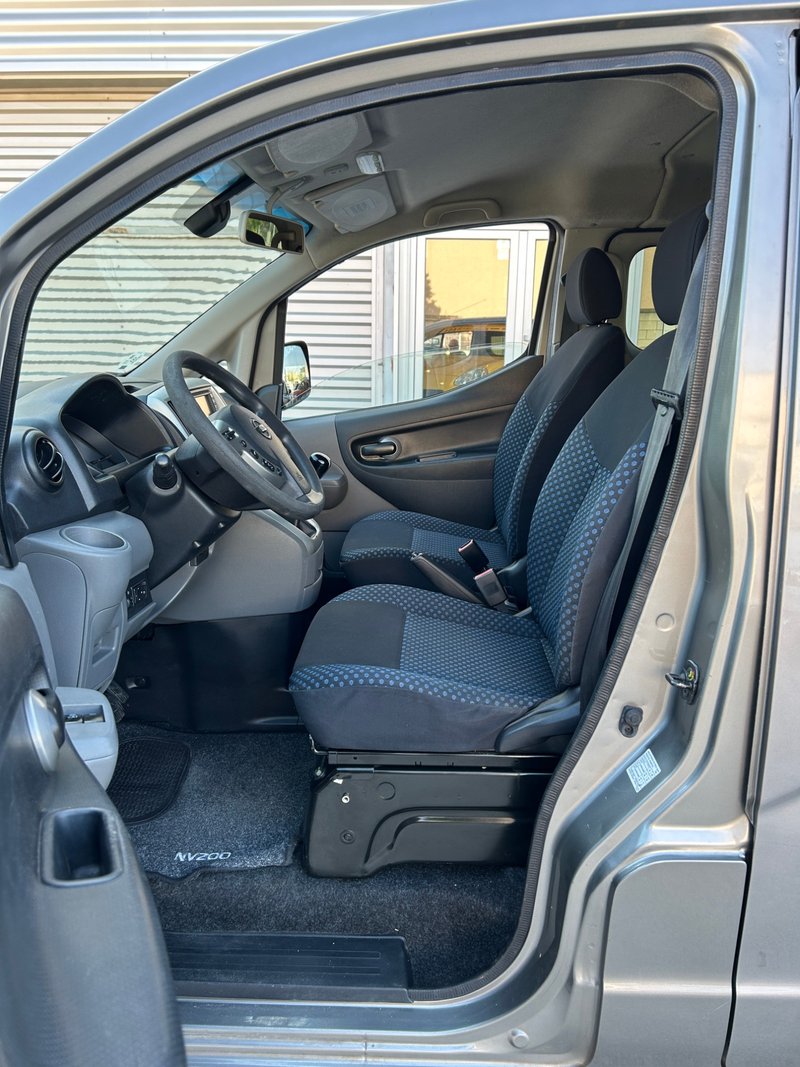 Nissan Evalia 2011, foto 18