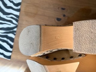 Sandalias Corina Beige