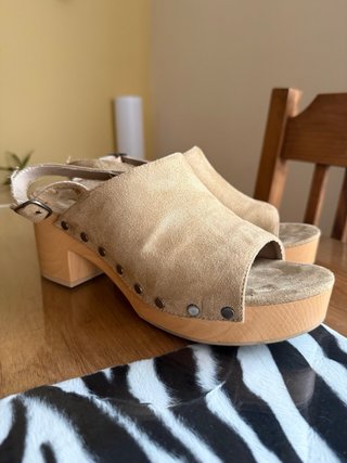 Sandalias Corina Beige