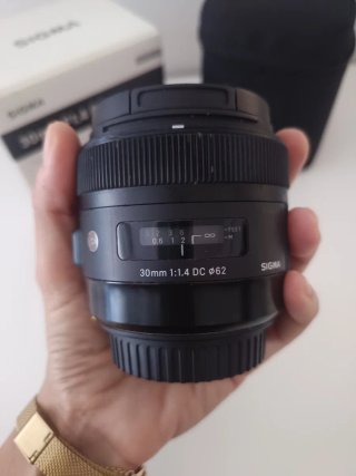 Objetivo Sigma 30mm 1:1.4 DC Φ62