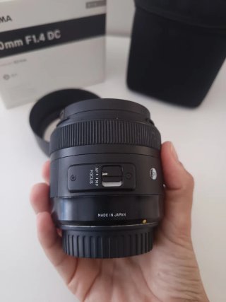 Objetivo Sigma 30mm 1:1.4 DC Φ62