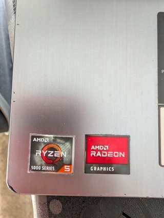 Lenovo IdeaPad 3 Gris