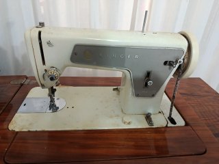 Máquina de coser Wertheim y Singer